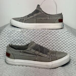 Blowfish Malibu Gray Canvas SlipOn Sneakers Elastic Strap Distressed Boho Casual